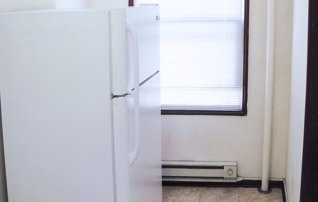 1 bed, 1 bath, 702 sqft, $1,399, Unit 0304