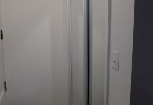 Studio, 1 bath, 400 sqft, $1,175, Unit LLO