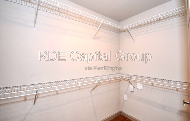 2 beds, 2 baths, 985 sqft, $1,300, Unit 2304 B1