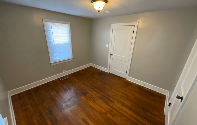 3 beds, 1 bath, $1,150