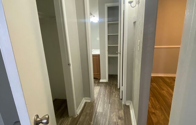 1 bed, 1 bath, 700 sqft, $845, Unit 07C