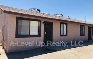 1501 N RIVERVIEW BLVD