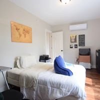 3 beds, 1 bath, $3,900, Unit 1A