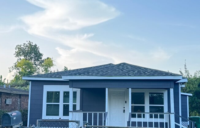 878 GRANVILLE DR