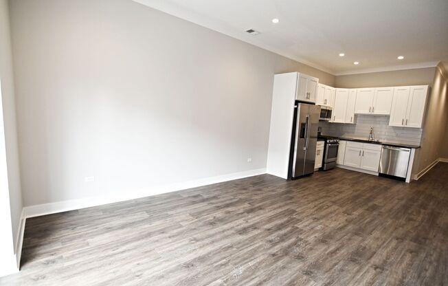 1 bed, 1 bath, 670 sqft, $2,750, Unit 927-206