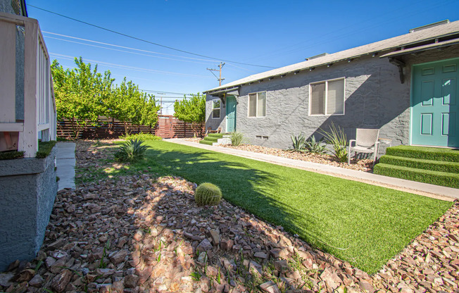 903 E BRIDGER
