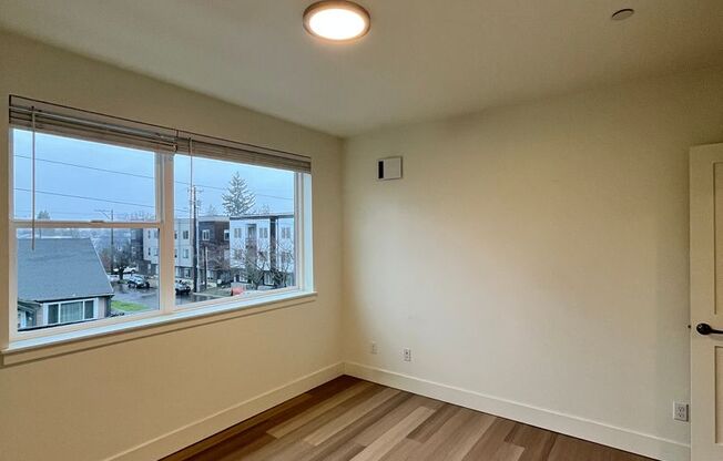 1 bed, 1 bath, $1,295, Unit 302