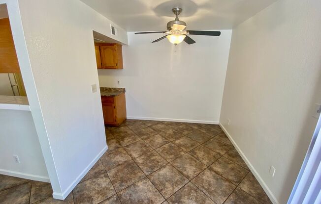 3 Bedroom 1 Bathroom in Hallcraft Villas