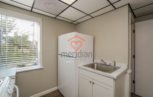 1BR All utilities included!