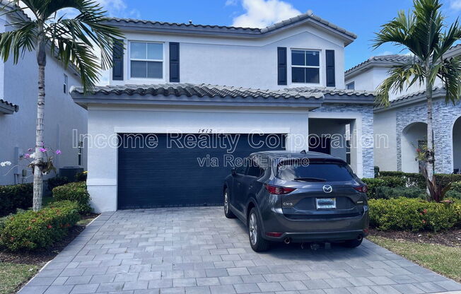 1412 SE 27 TERRACE