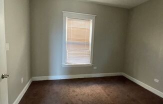 3 beds, 1 bath, $1,500, Unit Unit-2