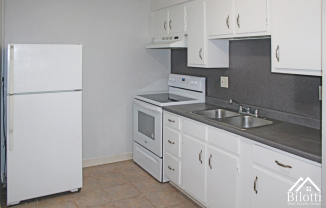 Studio, 1 bath, 500 sqft, $1,300, Unit 262-02