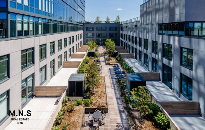 Studio, 1 bath, $3,424, Unit 302