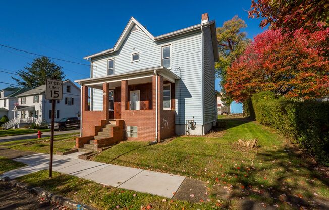 SECURE your spot TODAY and ENJOY $250 OFF the 1st MONTH of rent if signed lease by 11/20/24! DAZZLING 3 BEDROOM AVAILABLE NOW IN GREENSBURG! APPLY NOW!