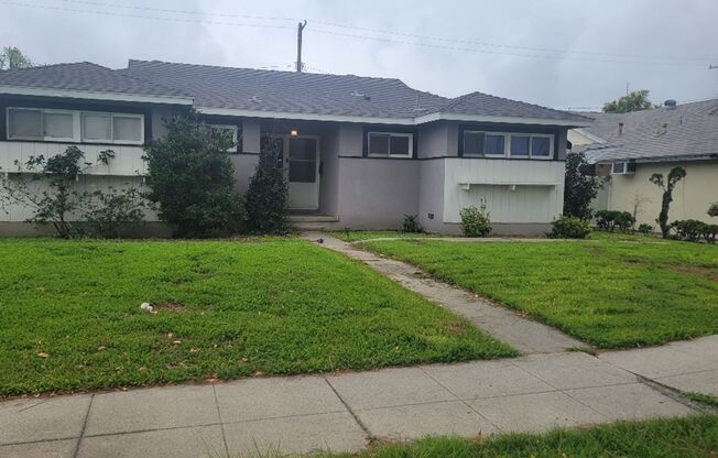 4-bedroom 3 bath house in Granada Hills