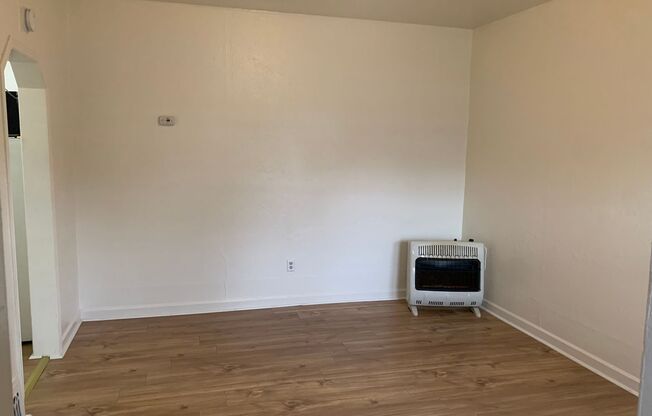 1 bed, 1 bath, 500 sqft, $725, Unit 2