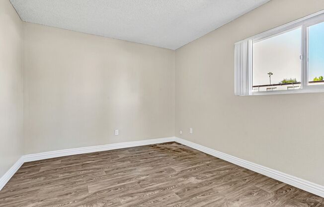 1 bed, 1 bath, 450 sqft, $1,842, Unit Unit 014