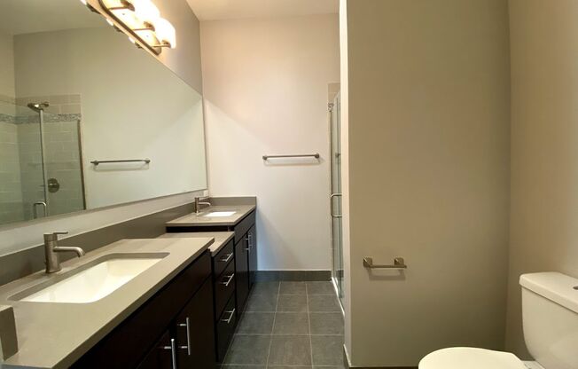 2 beds, 2 baths, 1,300 sqft, $2,895, Unit 1432-313