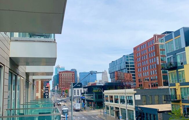 1 bed, 1 bath, 938 sqft, $1,620, Unit 302