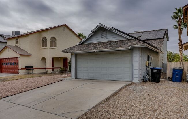 CUTE 2 STORY 3BEDROOM FURNISHED HOME WITH POOL IN 89015