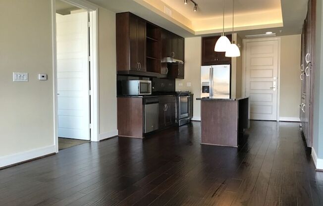 1 bed, 1 bath, 776 sqft, $2,500, Unit 904