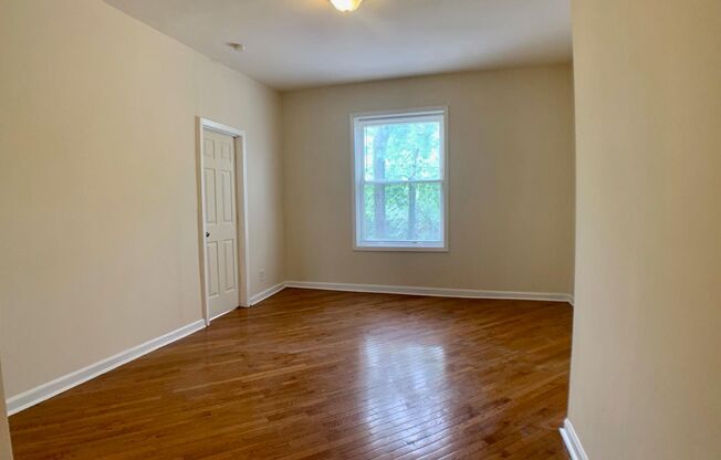 2 beds, 1 bath, $1,250, Unit 3340 - #2