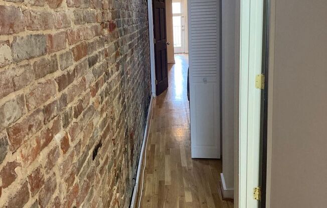 2 beds, 2 baths, 1,000 sqft, $1,799, Unit 22-2