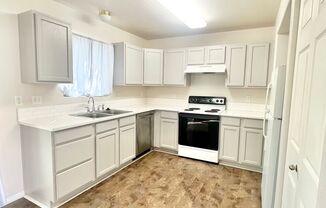 1 bed, 1 bath, $595