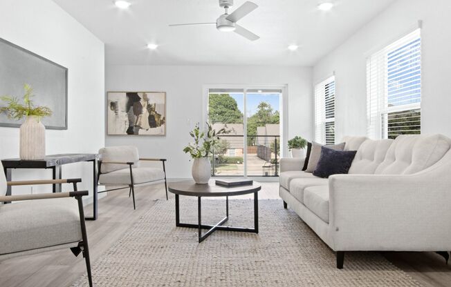 ** MOVE IN SUMMER 6/22/2028 ** 4 Bedroom 4.5 Bathroom Very Short walk to TCU campus