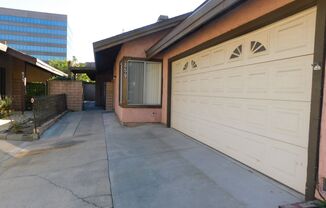 2 beds, 2 baths, $2,900, Unit 859