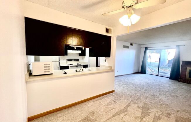 1 bed, 1 bath, $1,495, Unit Unit 103