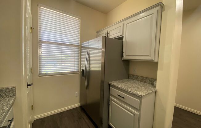 REMODELED TOWNHOME AVAILABLE FOR RENT