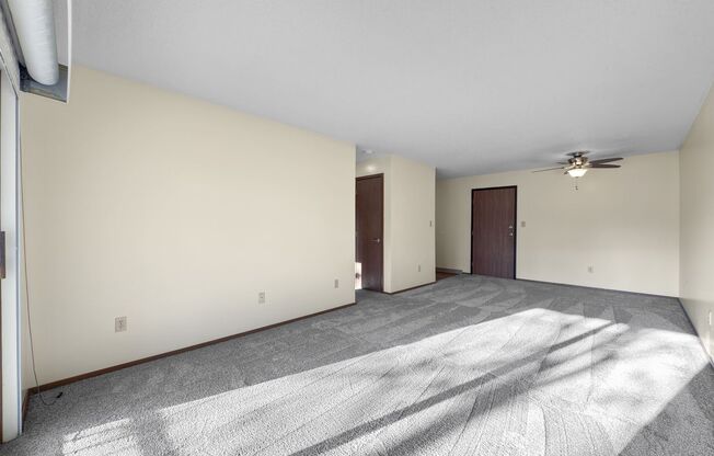 1 bed, 1 bath, 640 sqft, $900, Unit VC-524