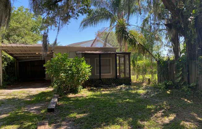 Affordable Efficiency Unit Available! Great Location Adjacent to College Park!