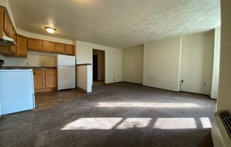 2 beds, 1 bath, $1,505, Unit 345012