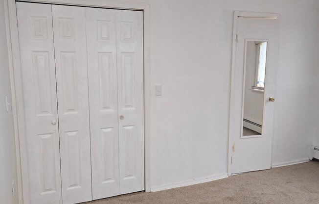 7022 SURREY DR