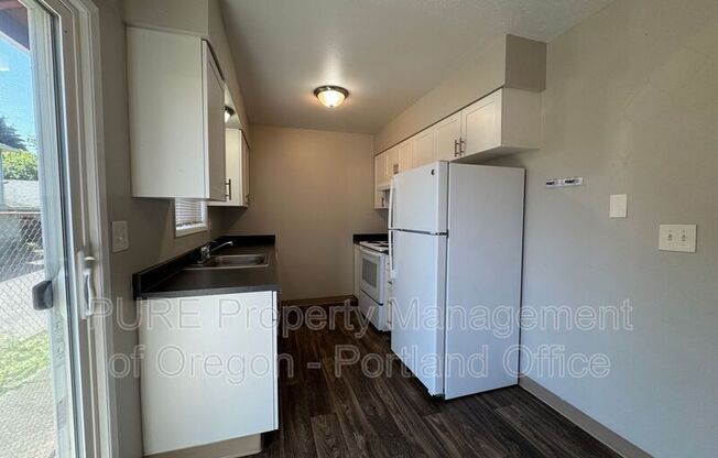 1307 SE 130 AVE