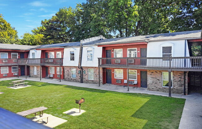 116 POPLAR LEVEL CT