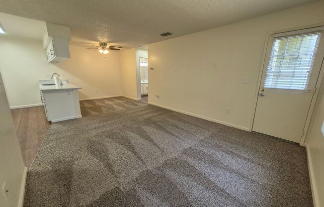 1 bed, 1 bath, 720 sqft, $1,550, Unit 20