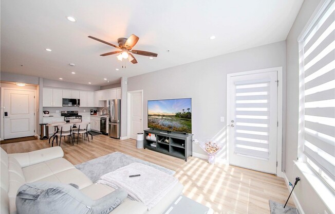 2 beds, 2 baths, 1,042 sqft, $3,600