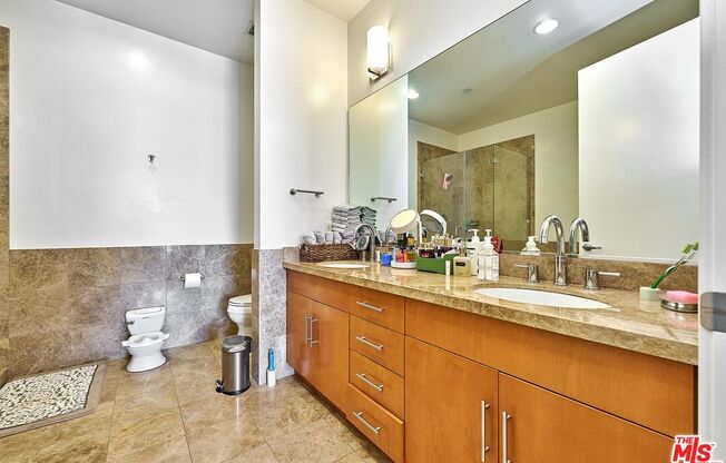 3223 W 6th St Unit 1005