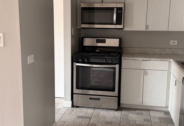 Crestline Villa Apartments