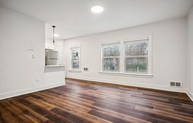 Studio, 1 bath, 425 sqft, $1,750