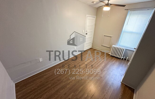 2 beds, 1 bath, 960 sqft, $1,200