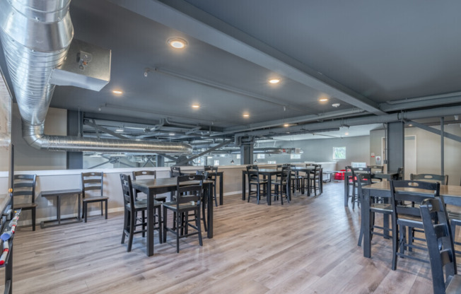 4 beds, 2 baths, $2,600, Unit 109-308