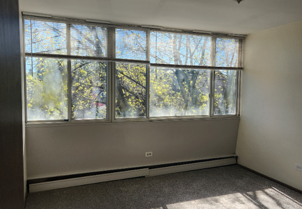 3575 N. Oakland Ave.