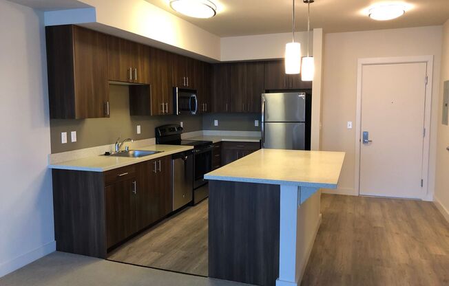 1 bed, 1 bath, 689 sqft, $1,650, Unit 261