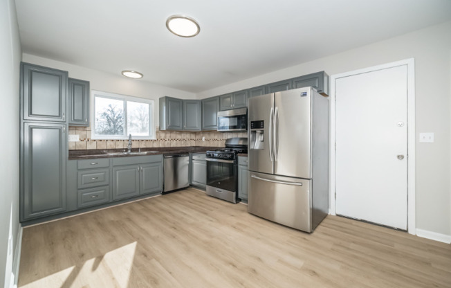 3282 MALINDA CT