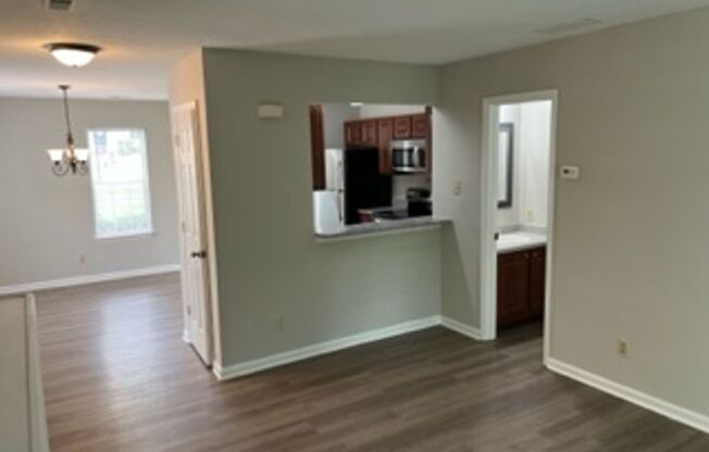 826 A-B Selwyn Place Duplex