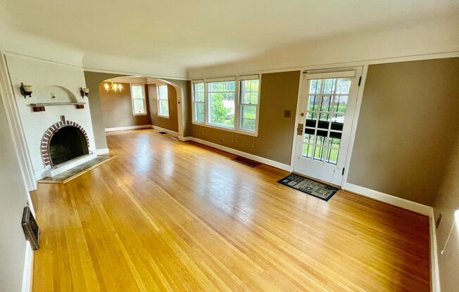Well Maintained- 3 bed 2 bath Home - Piedmont Neighborhood